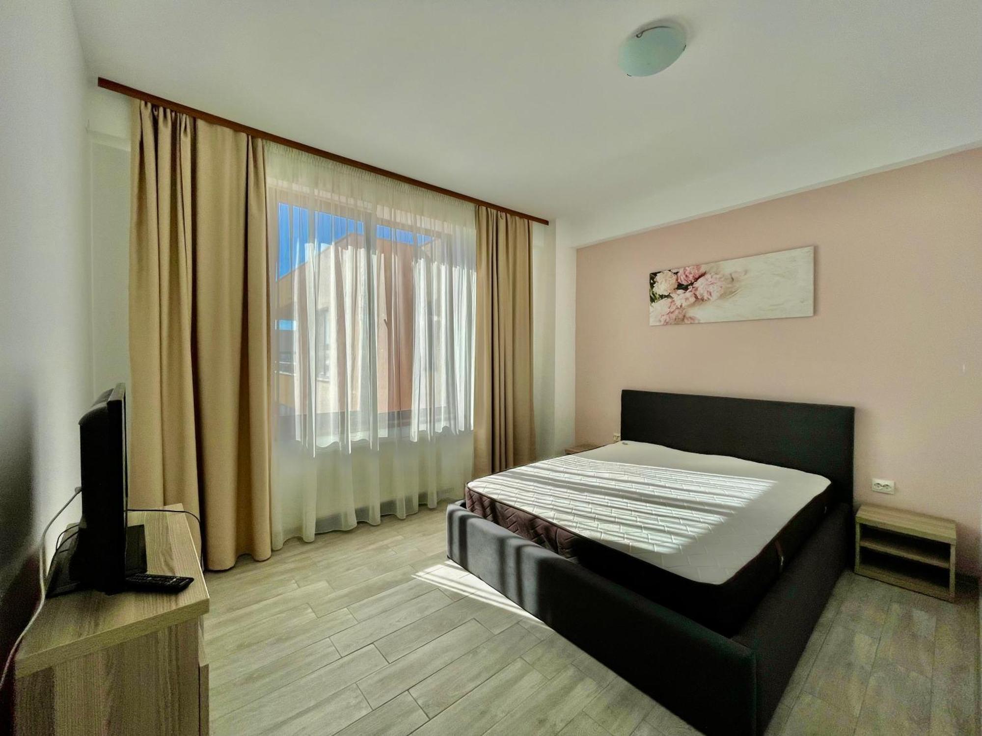 Summerland Mamaia View Exterior photo